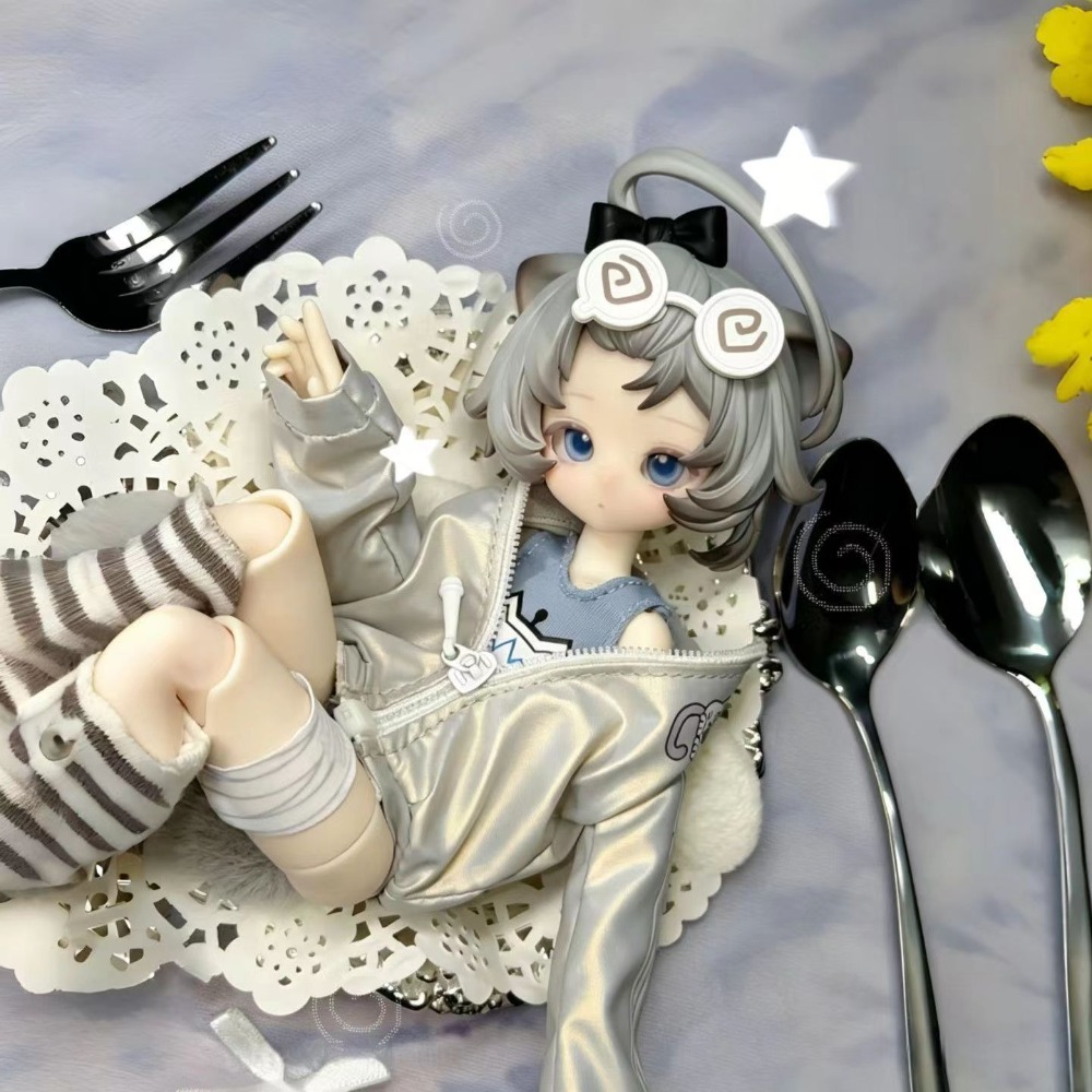 Inedible Doll Lunar Lore Meow  - đánh giá và giá Mystery Box Blind Bag