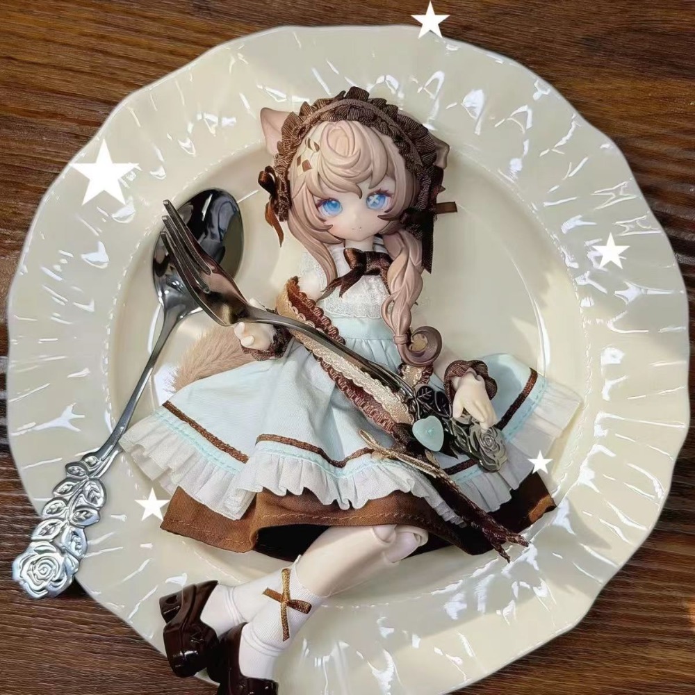 Inedible Doll Lunar Lore Meow  - đánh giá và giá Mystery Box Blind Bag
