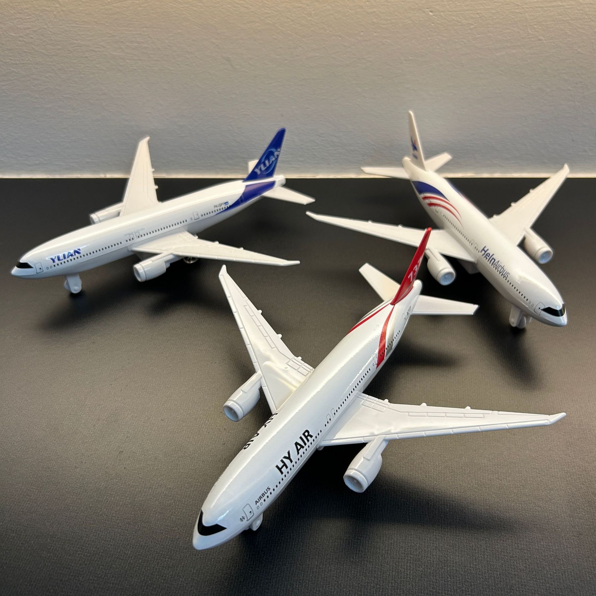 Miniature Aviation Model Child - đánh giá và giá Model Airplane Plastic